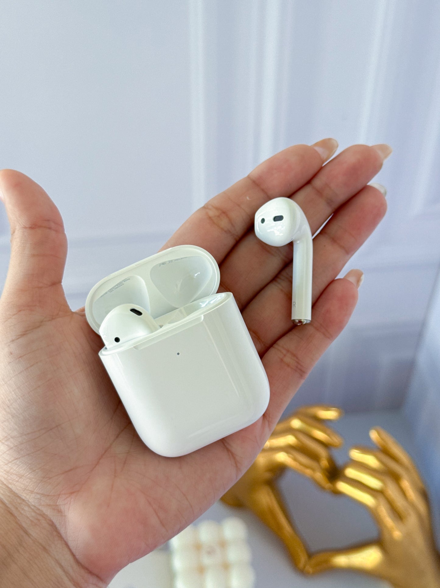 AirPods
