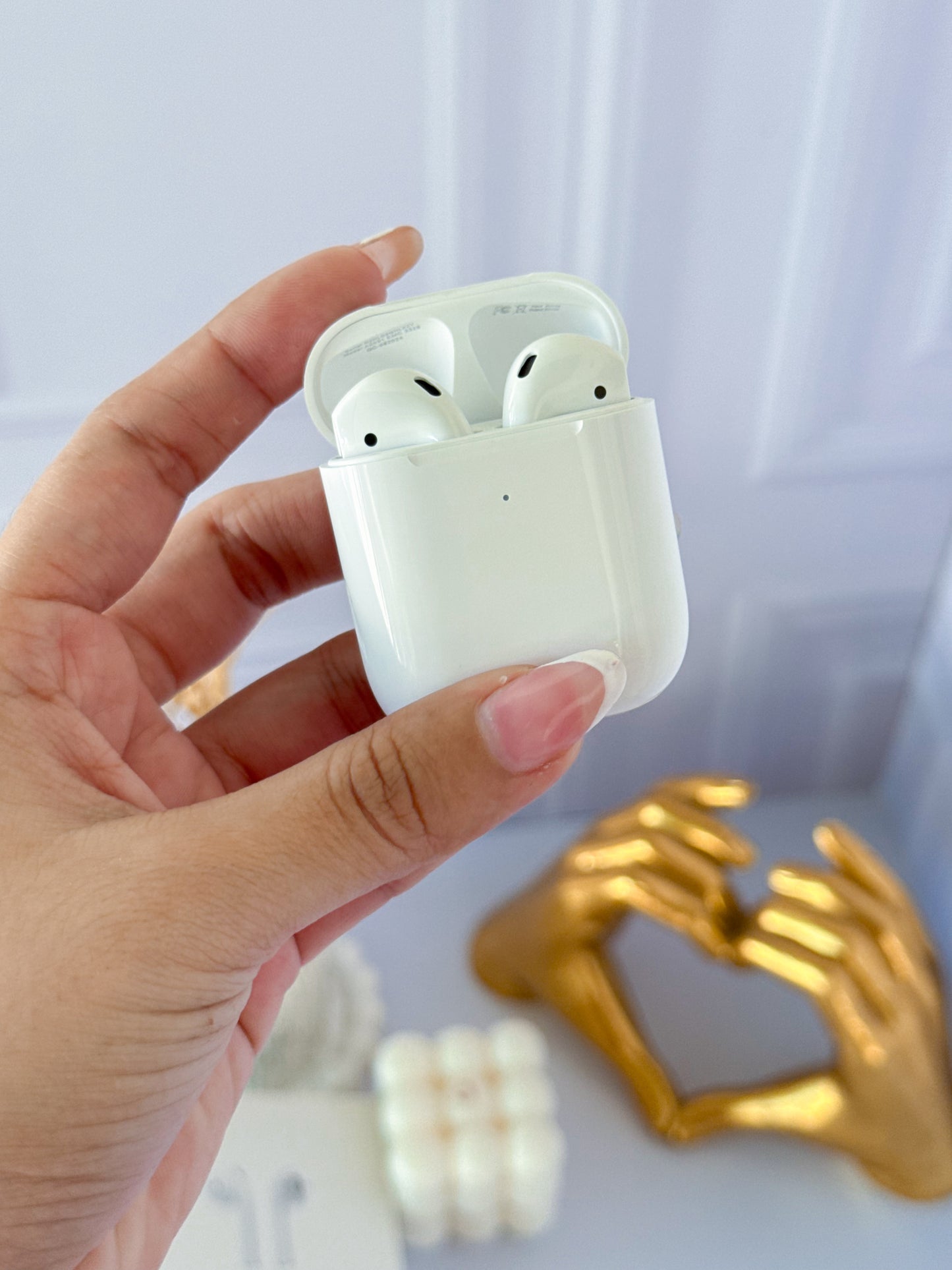 AirPods